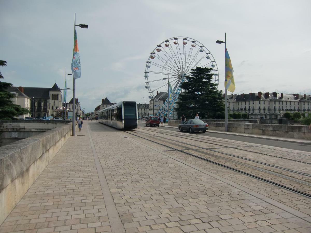 Git'Appart Au Bord De Loire Тур Экстерьер фото