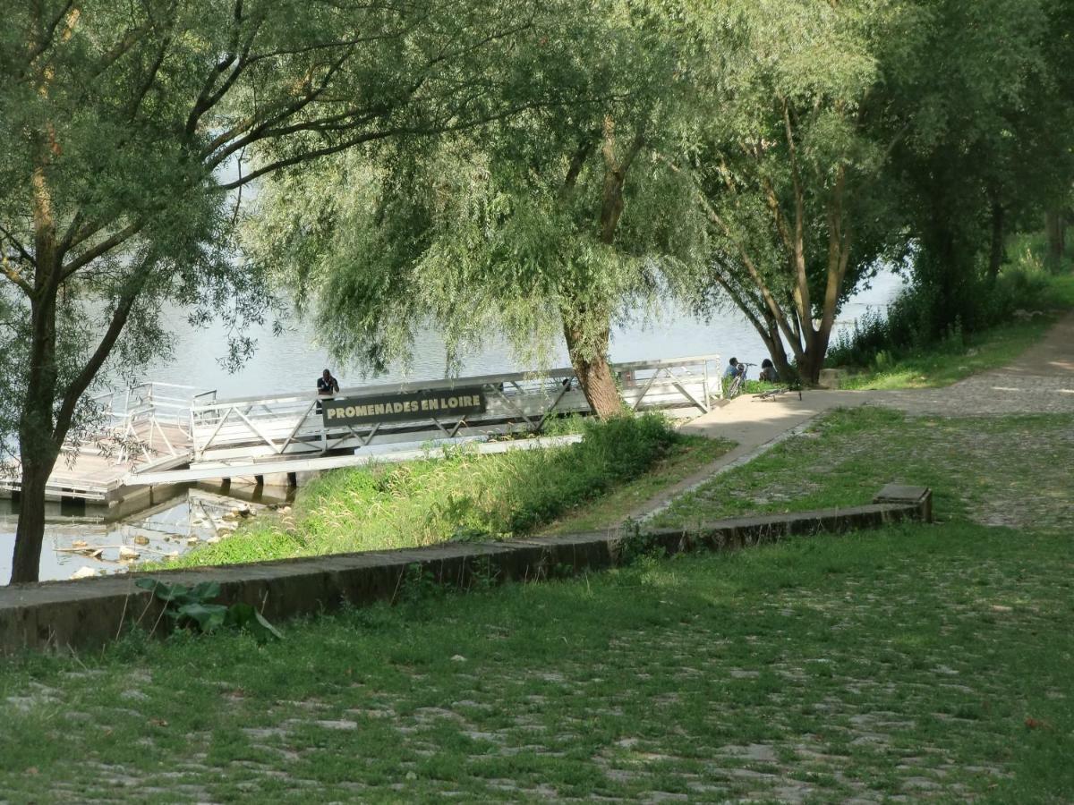 Git'Appart Au Bord De Loire Тур Экстерьер фото